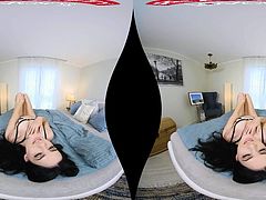 Brunette Solo Webcam Masturbation