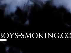 http://img4.xxxcdn.net/0x/wt/zz_smoking.jpg