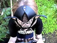 Russian teen sucks and swallows cum in the park - public