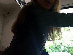 Cute amateur blonde teen Nishe pussy fucked in the car