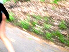 Outdoor softcore lesbo action