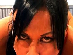 Brunette solo masturbation on bigbed