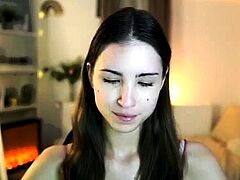 Young amateur teen in solo masturbation getting kinky