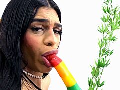Trans Ananda India Red Hot Striptease and Solo Anal