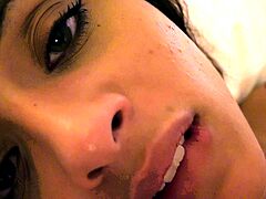 Amateur creampie cumshot in back of taxi